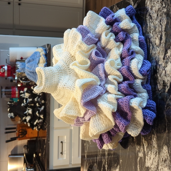 Doll Dress Vintage Handmade Layered/Tiered  Crochet. Doll not included! - Picture 2 of 10